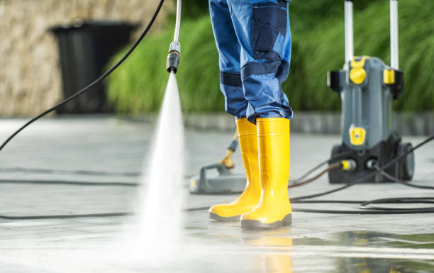 Why Choose Our Certified Pressure Washing Experts for Your Project Needs in Lynchburg, MS?